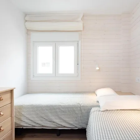 Apartment Home2book Cozy Pool Retreat In *