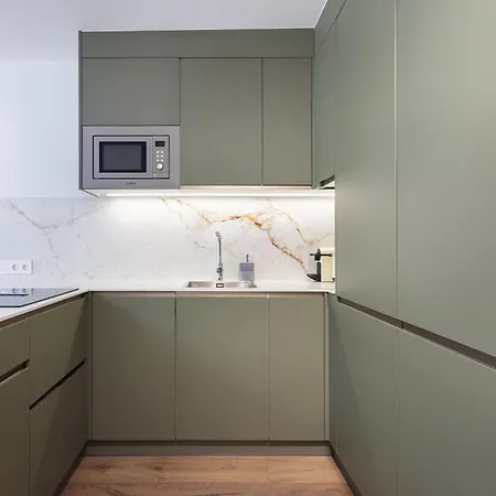 Apartment Home2book Cozy Pool Retreat In