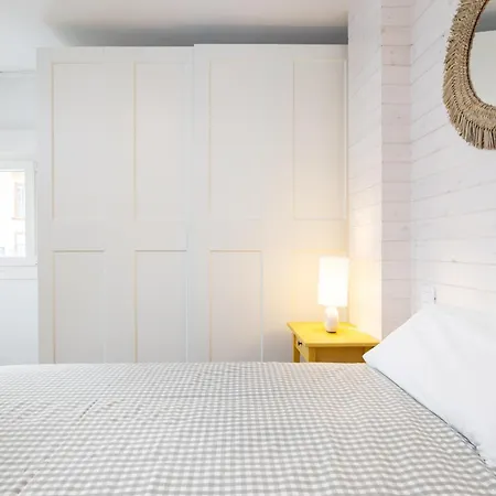 Apartment Home2book Cozy Pool Retreat In *